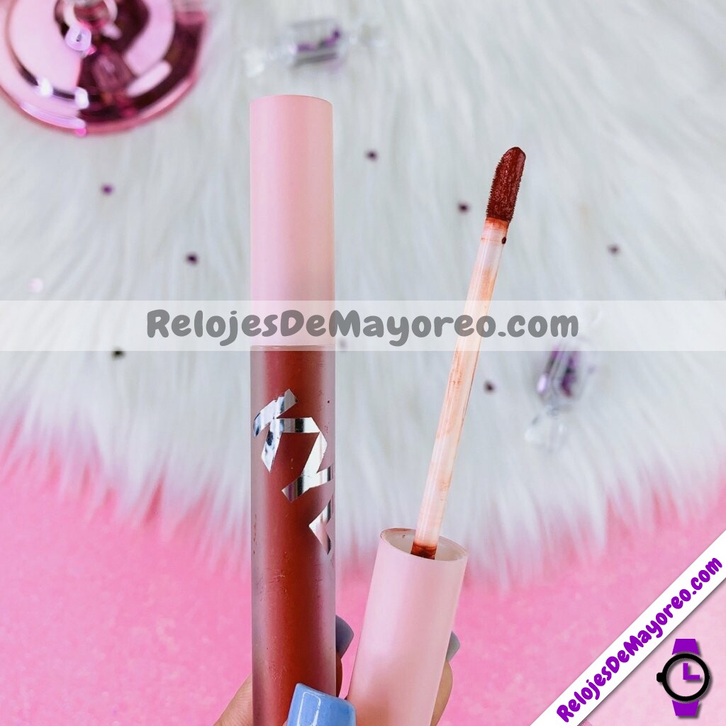 M3484-Labial-Lip-Gloss-Edicion-Pink-Kylie-Tono-11-cosmeticos-por-mayoreo-1.jpeg