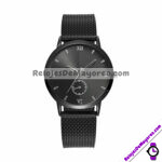 R2905-Reloj-Negro-Extensible-Plastico-Efecto-Metal-Caratula-Negra-Numeros-romanos-a-la-moda-mayoreo.jpg