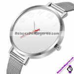 R3003-Reloj-Plata-Extensible-Metal-Mesh-Caratula-Blanca-con-Numeros-a-la-moda-mayoreo-1.jpg