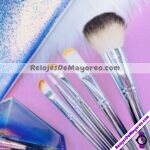 M4202 Brochas Set de 5 Piezas Para Aplicar Maquillaje Color Plata con Gris Obscuro Modelo 1 cosmeticos por mayoreo (1)