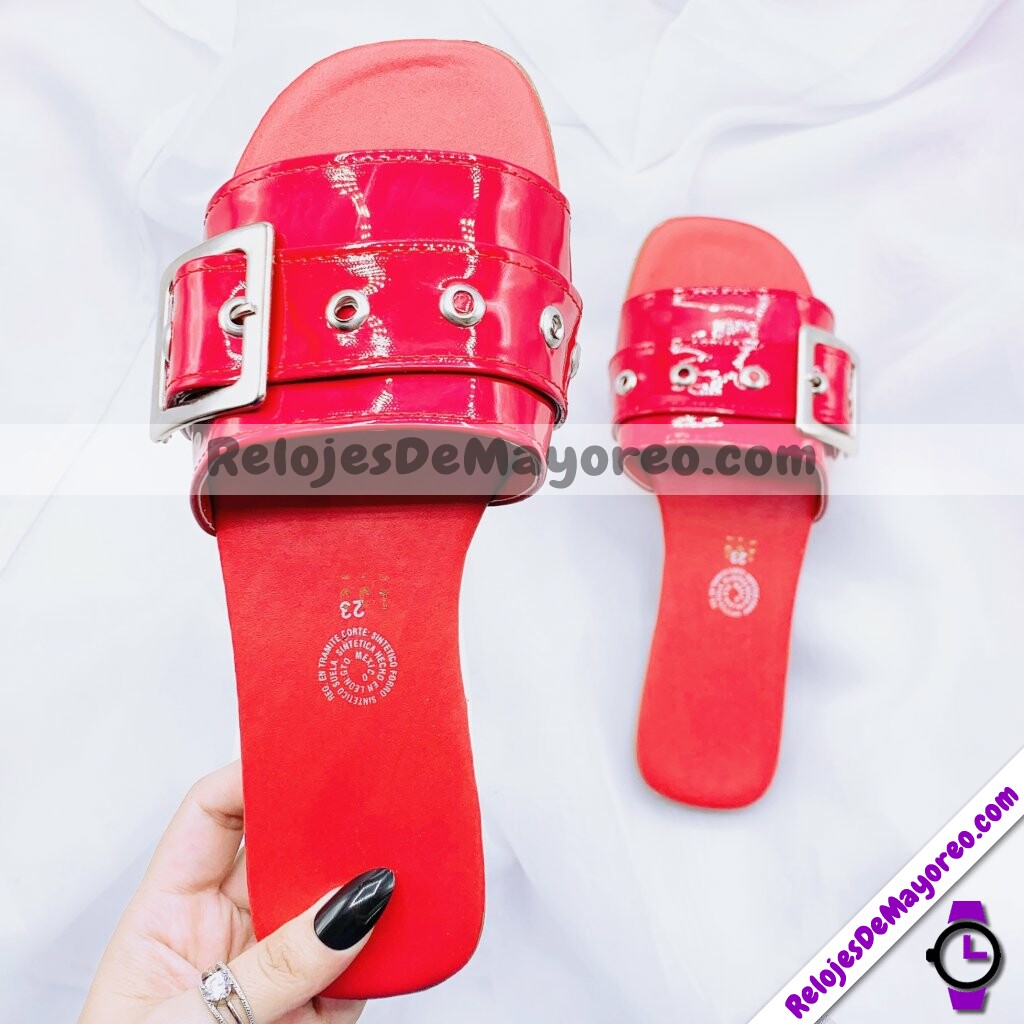 ZM00011 Sandalia de Piso con Cinturon y Hebilla de Charol Punta Cuadrada Rojo mayoreo fabricante calzado (1)